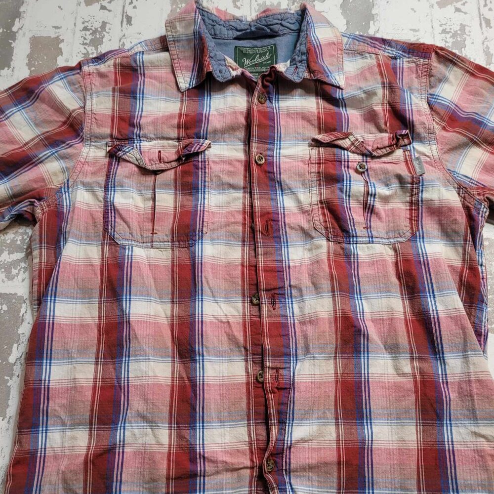2442 Woolrich Men's SS Button Down‎ Red Plaid Size Medium